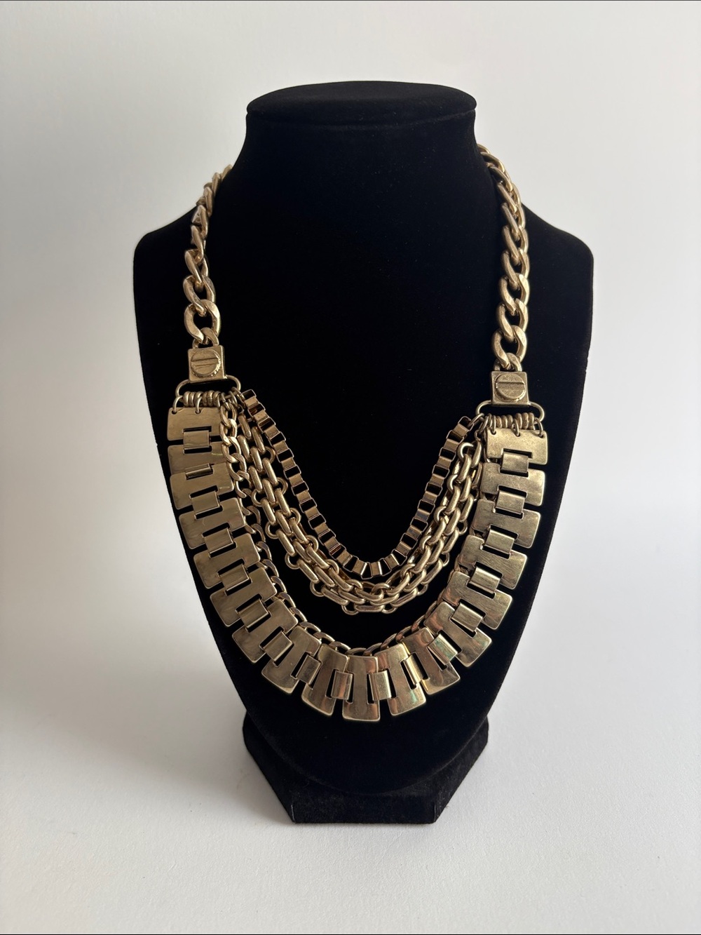 Kenneth Cole Gold Layered Link Necklace Triple Chain Statement